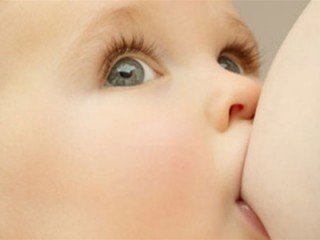 Кормление грудью – правда и мифы