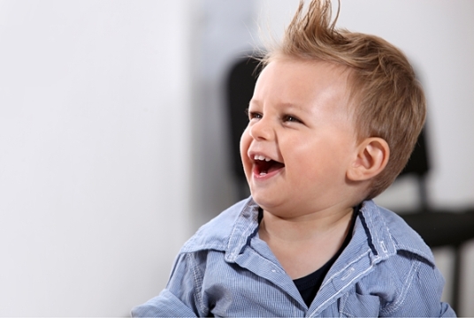 Что нужно знать о первой прическе и первом визите ребенка к парикмахеру