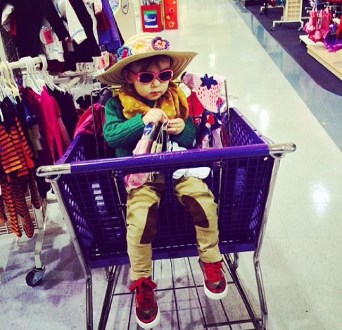 Филипп Киркоров впервые показал лицо подросшей дочери