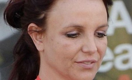 Бритни Спирс шокировала фанатов своим внешним видом фото