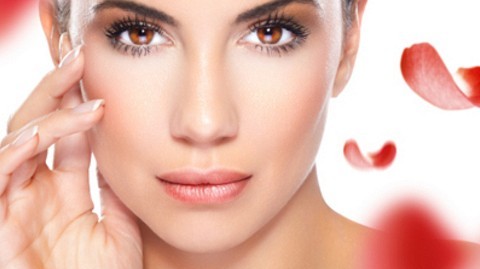 Назван список полезных продуктов для кожи