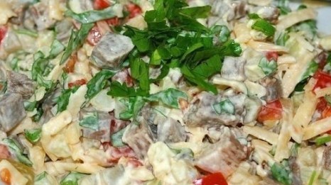 Осенний салат из телятины и овощей