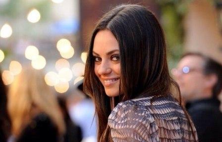 Мила Кунис нахамила журналисту из-за Украины