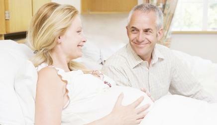 Женщины, родившие после 30, имеют хорошие шансы на долгую жизнь