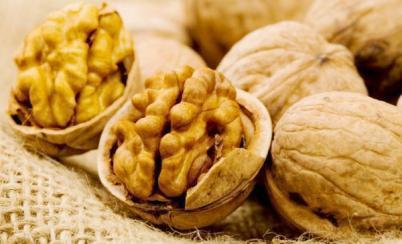 Грецкий орех убирает лишний вес и предотвратить старость